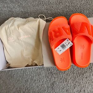 Ivy Park x Adidas Slides